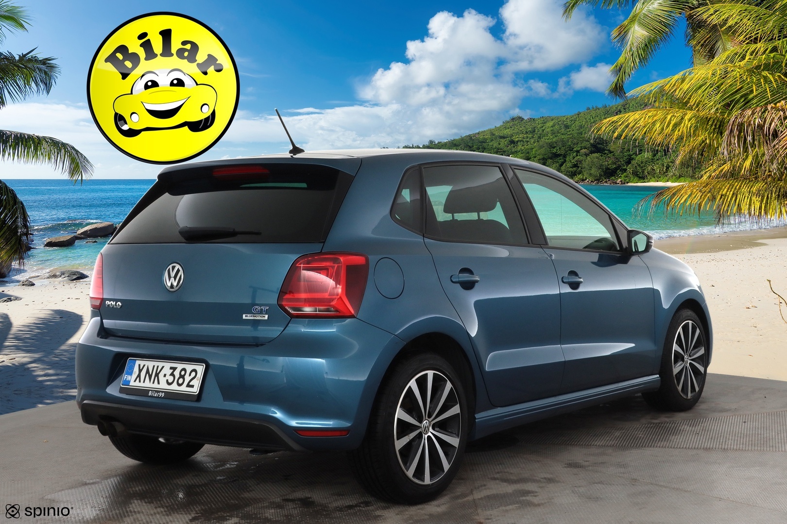 VOLKSWAGEN Polo 2015