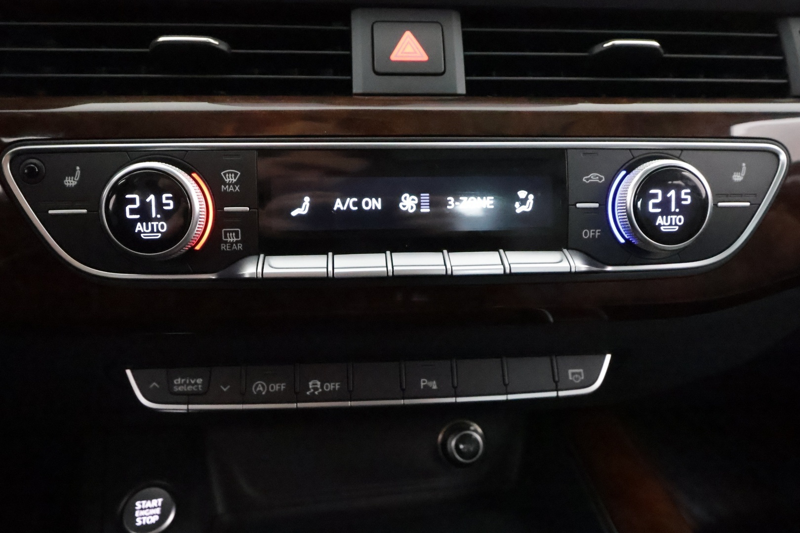 AUDI A4 2016