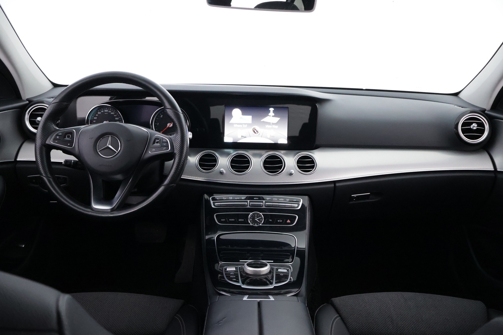 MERCEDES-BENZ E 2017
