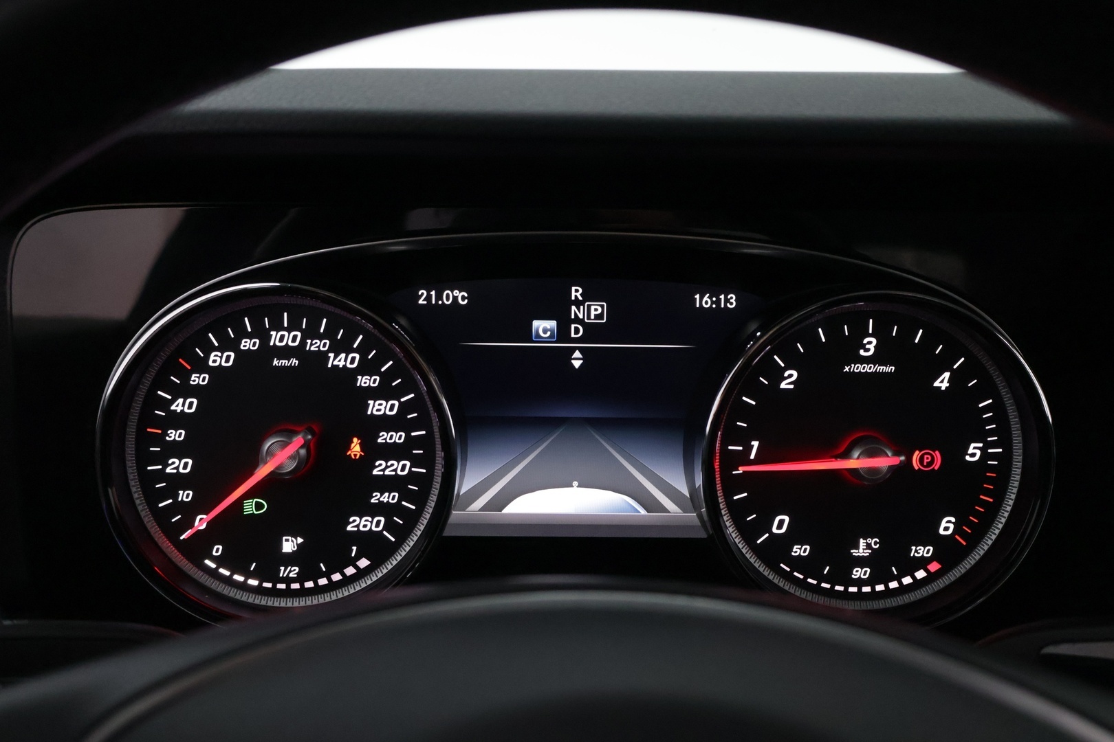MERCEDES-BENZ E 2017