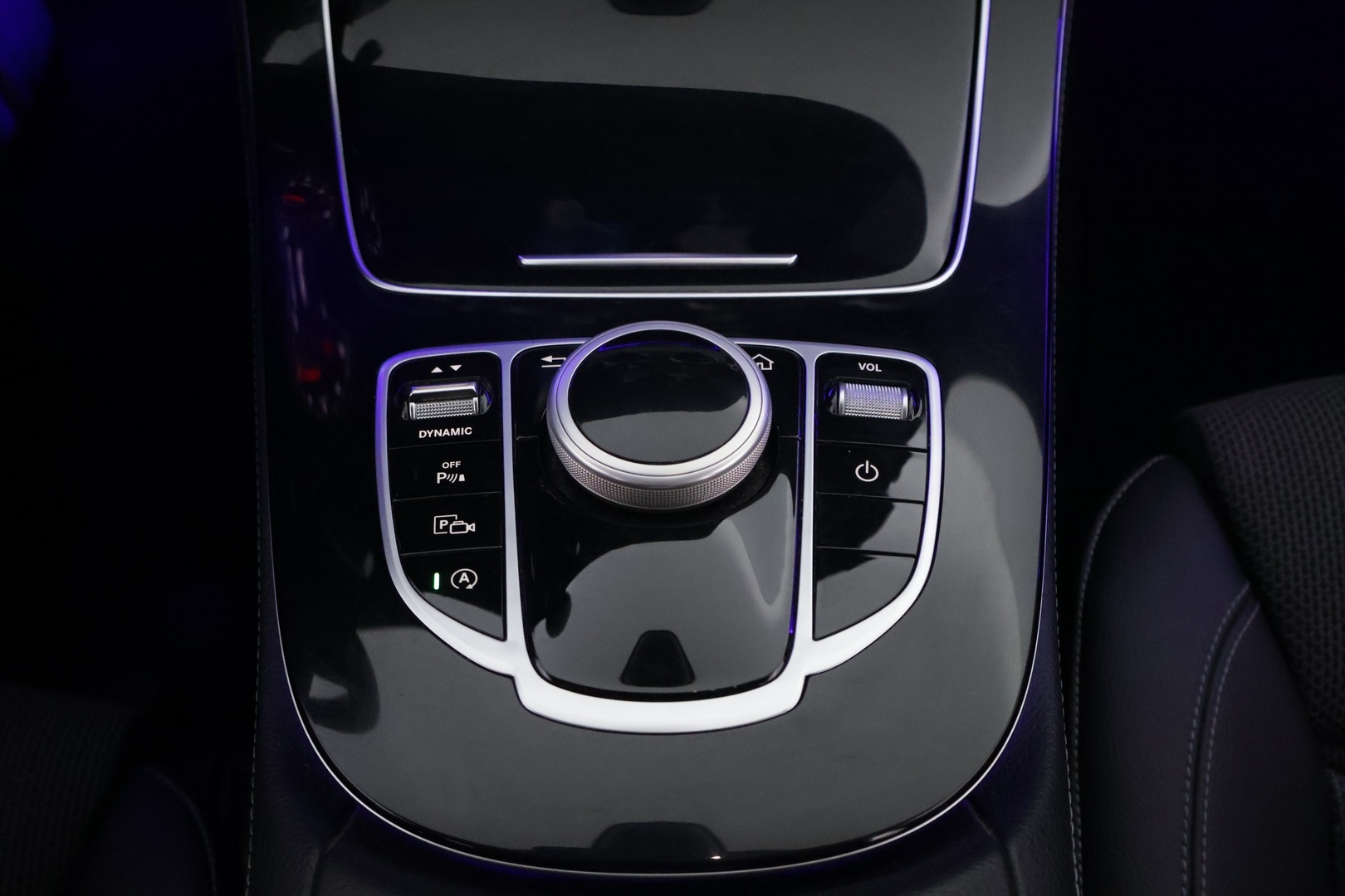 MERCEDES-BENZ E 2017