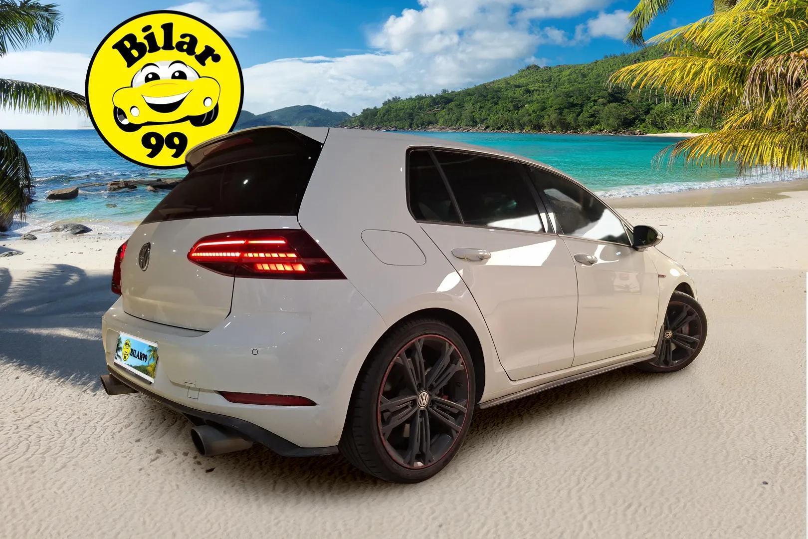 VOLKSWAGEN Golf 2018