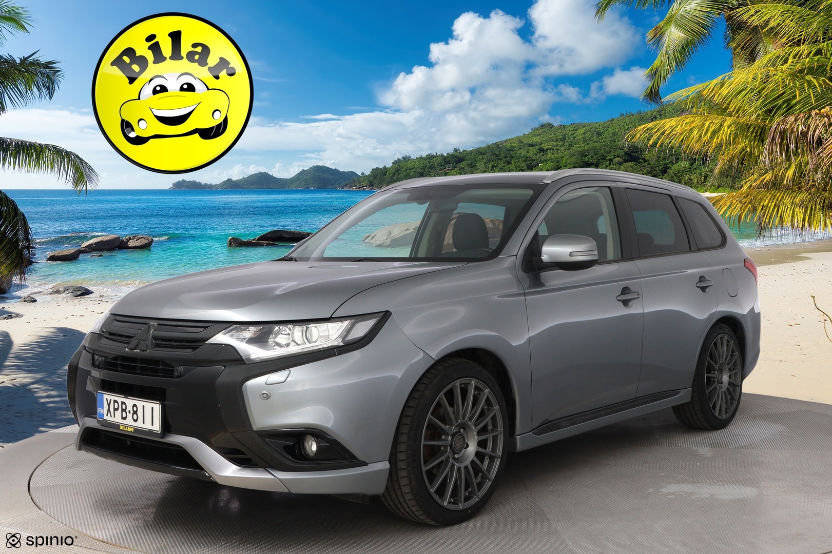 MITSUBISHI OUTLANDER PHEV 2016