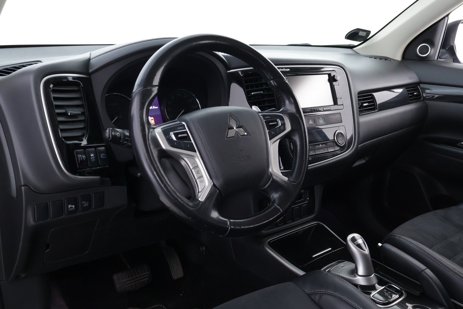 MITSUBISHI OUTLANDER PHEV 2016