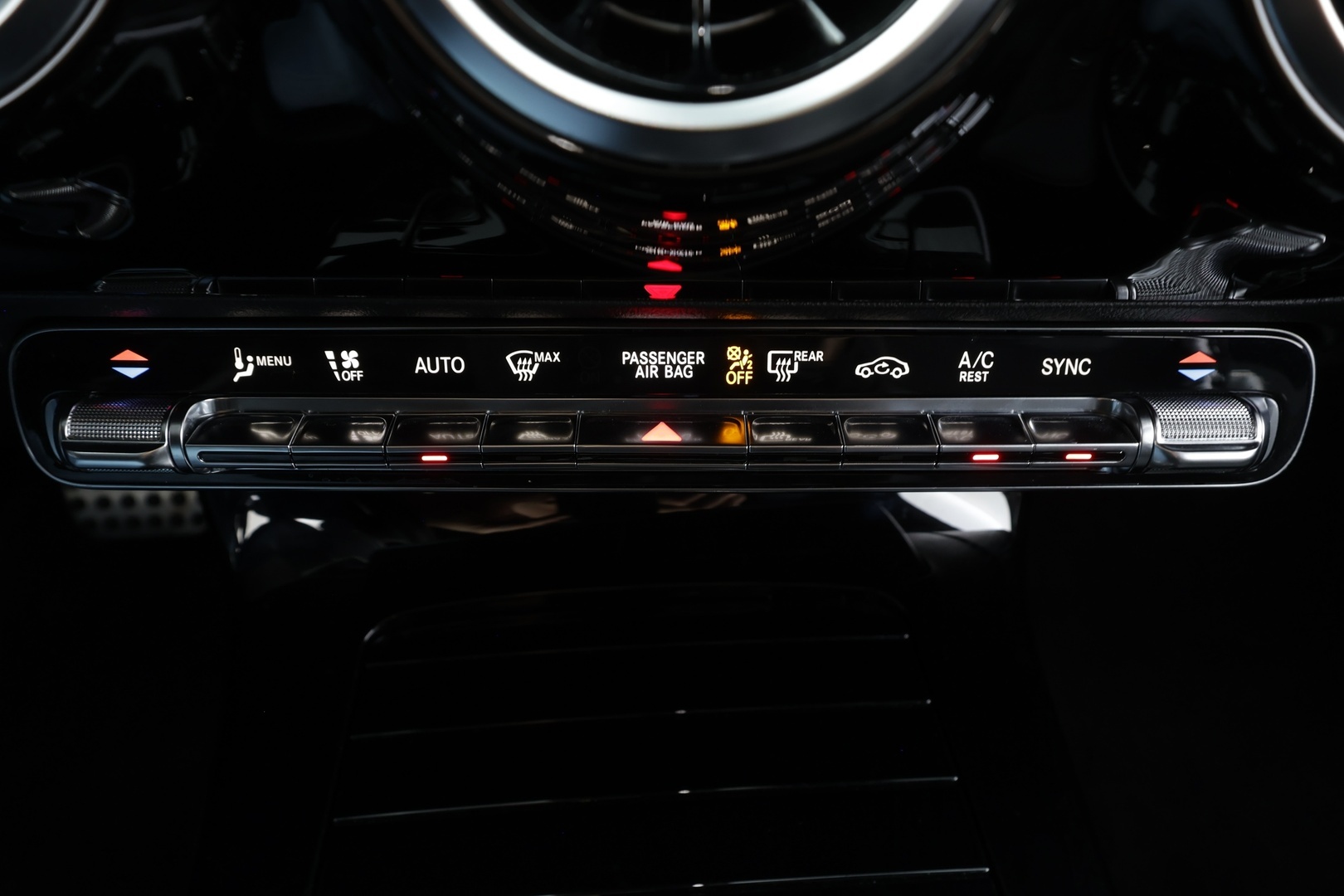 MERCEDES-BENZ CLA 2020