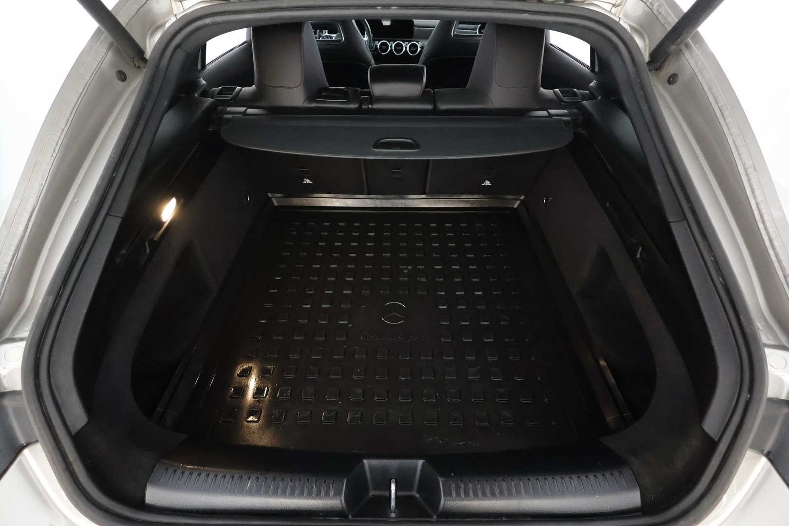 MERCEDES-BENZ CLA 2020