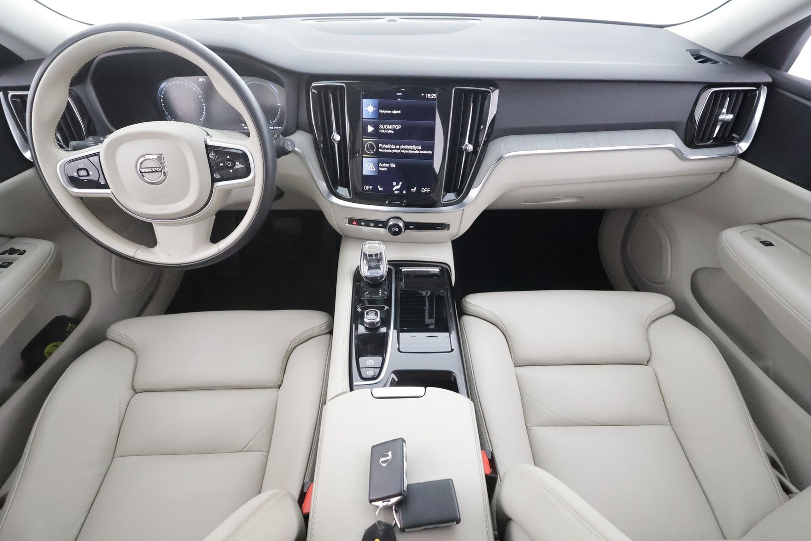 VOLVO V60 2022