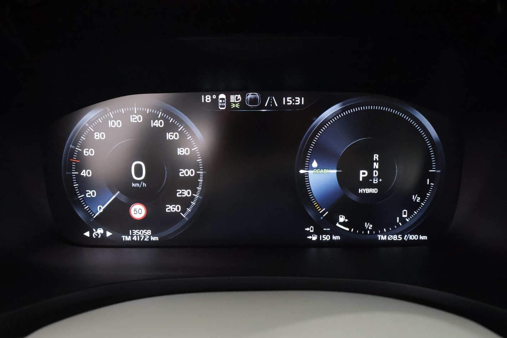 VOLVO V60 2022