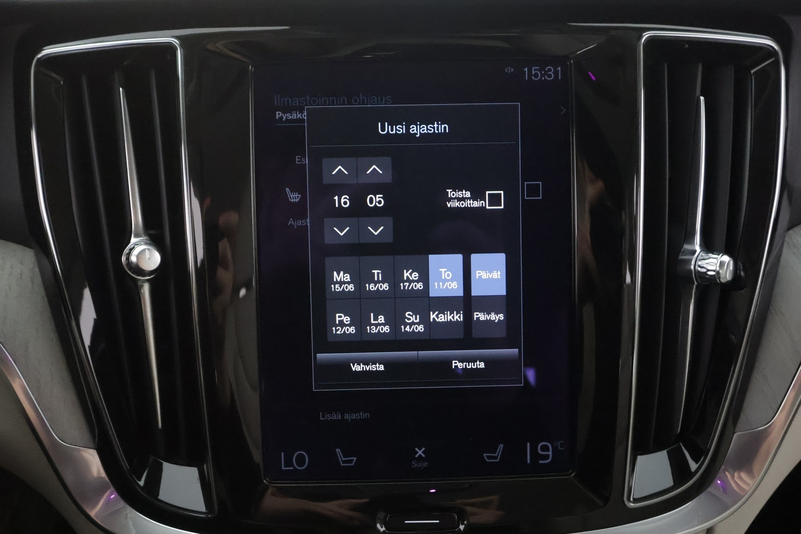 VOLVO V60 2022