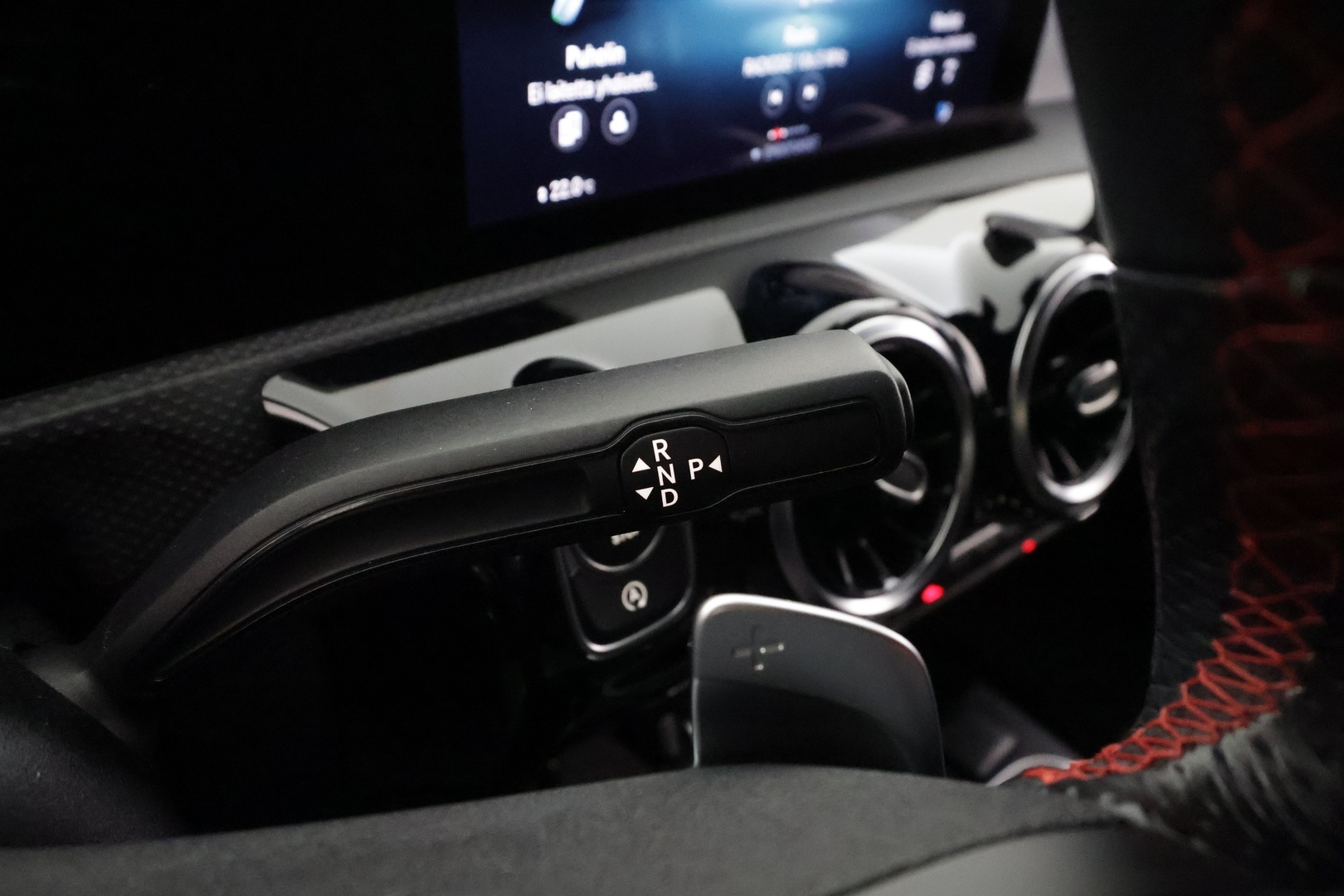 MERCEDES-BENZ CLA 2022