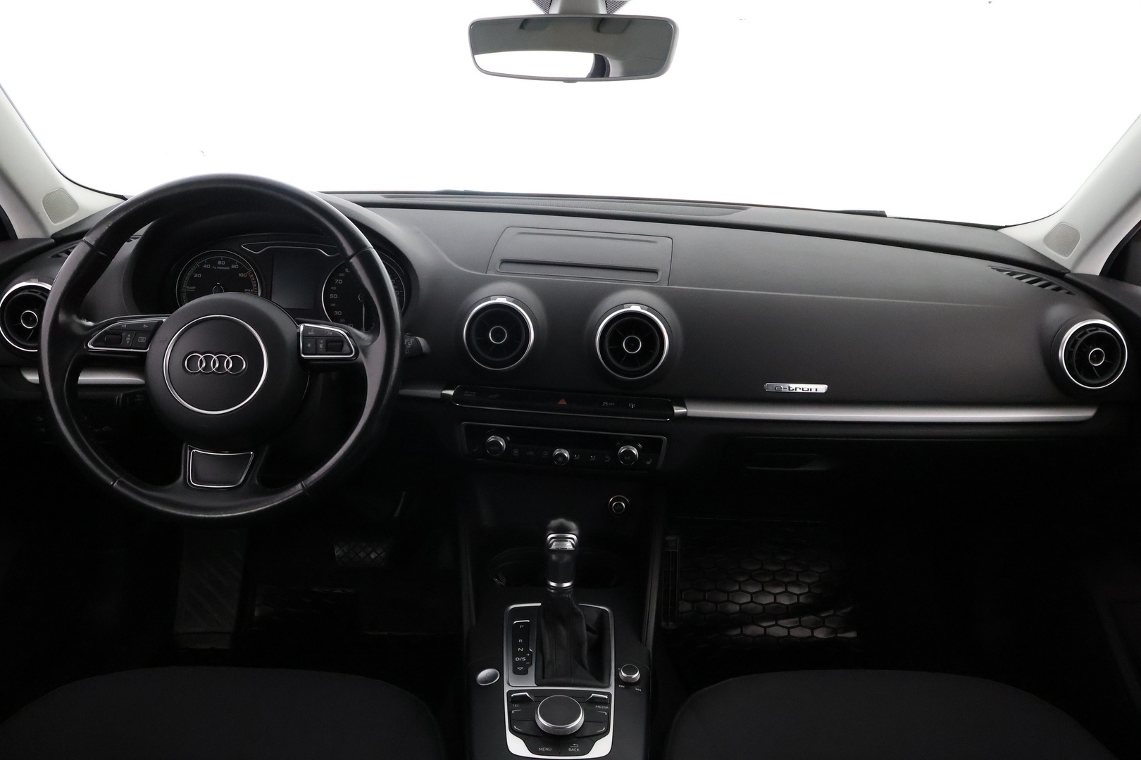 AUDI A3 2015