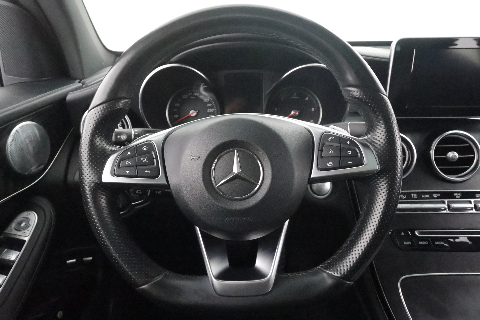 MERCEDES-BENZ GLC 2016