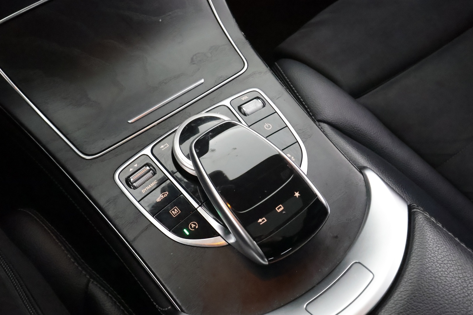 MERCEDES-BENZ GLC 2016