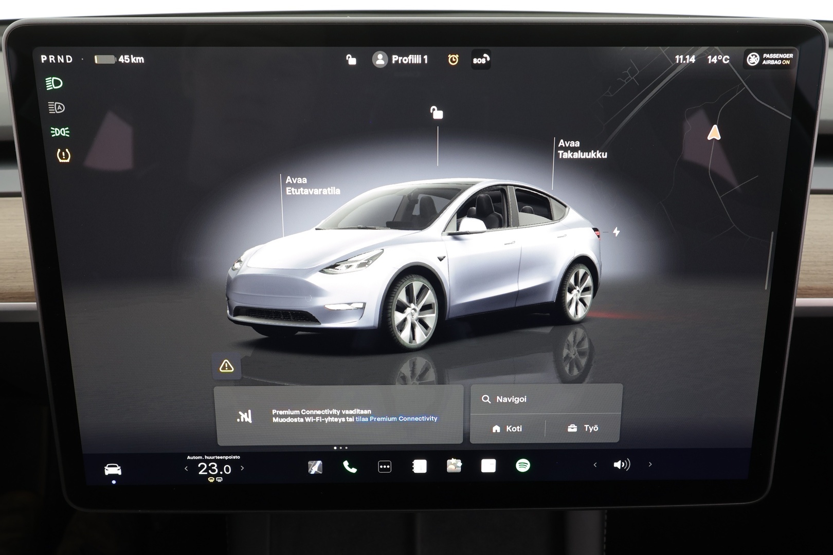 TESLA Model Y 2023