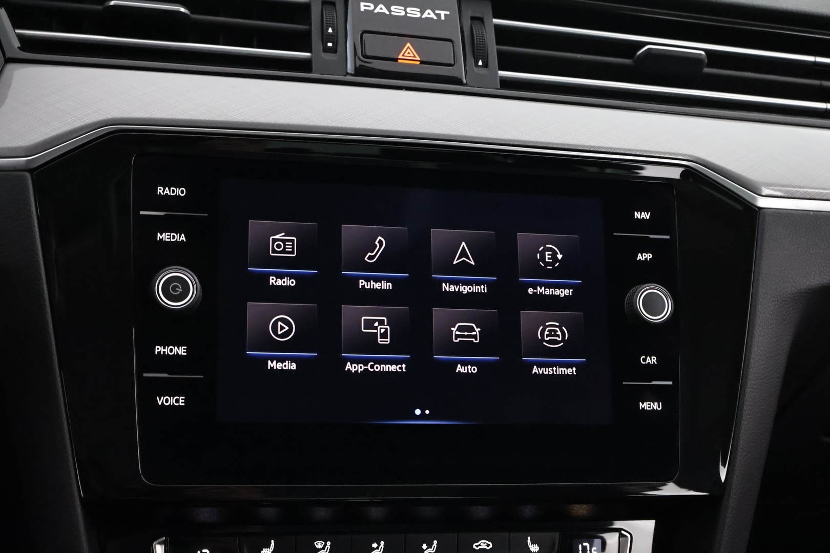 VOLKSWAGEN PASSAT 2020