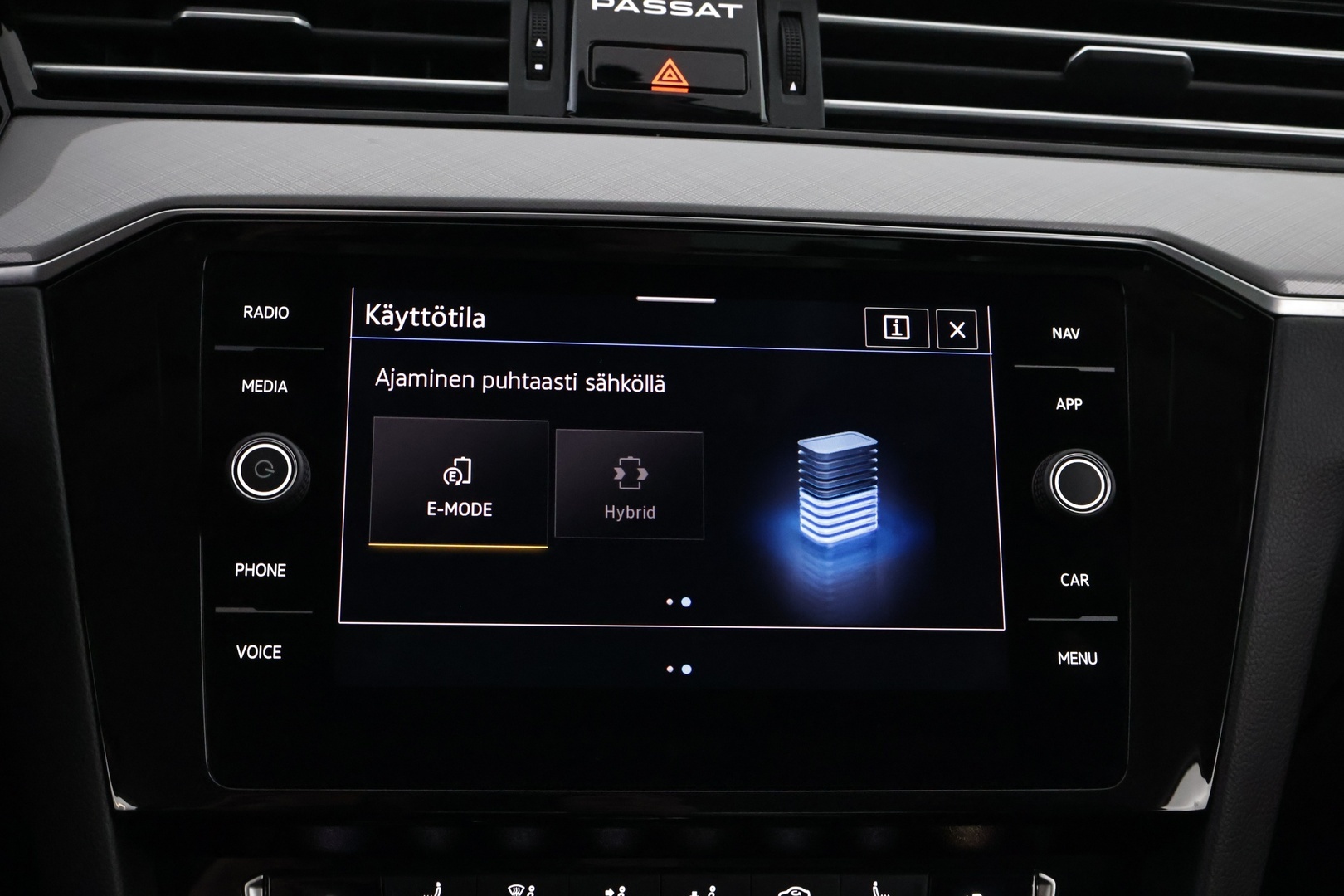 VOLKSWAGEN PASSAT 2020