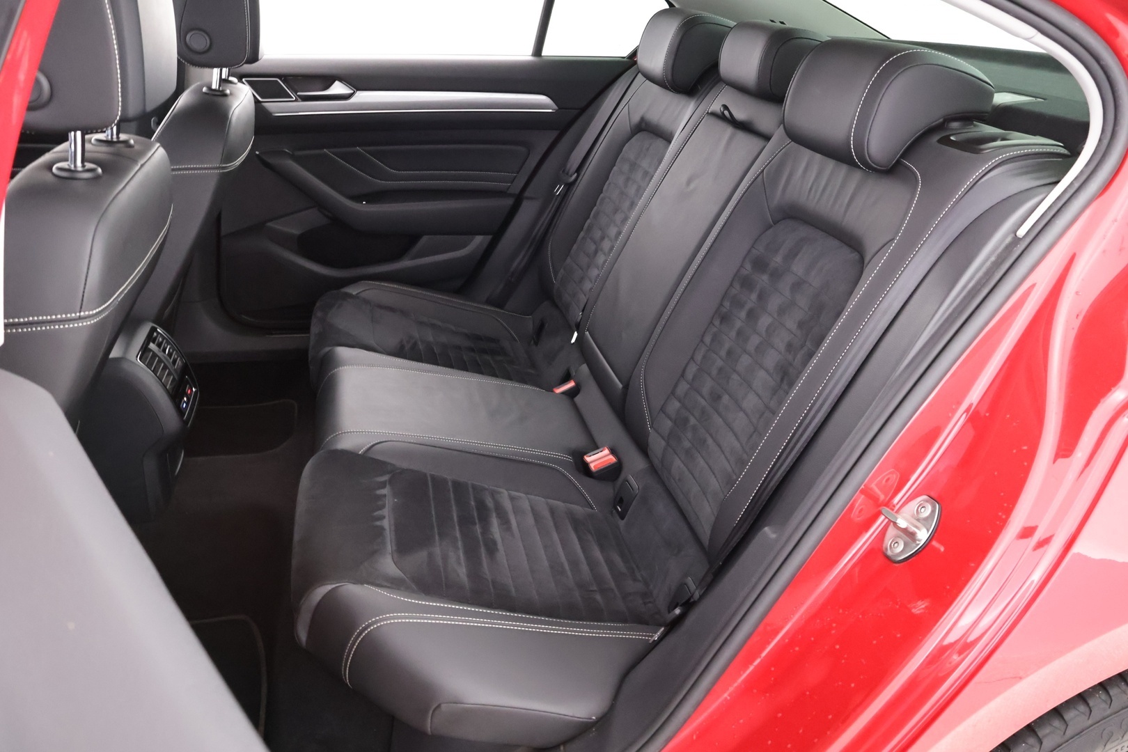 VOLKSWAGEN PASSAT 2020