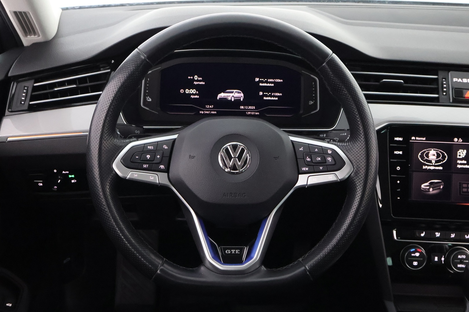 VOLKSWAGEN Passat 2020