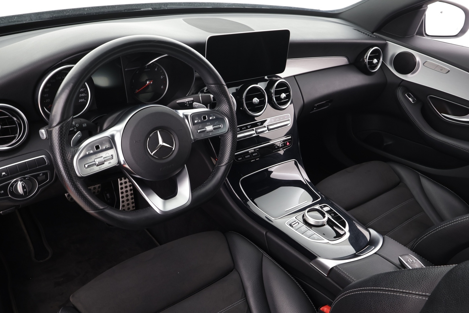 MERCEDES-BENZ C 2020