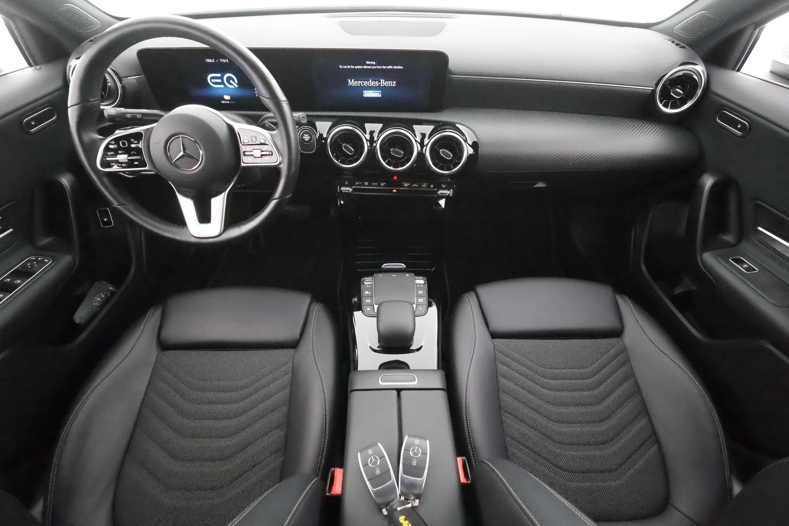 MERCEDES-BENZ A 2021