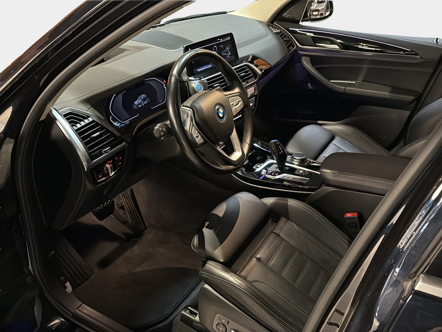BMW iX3 2021