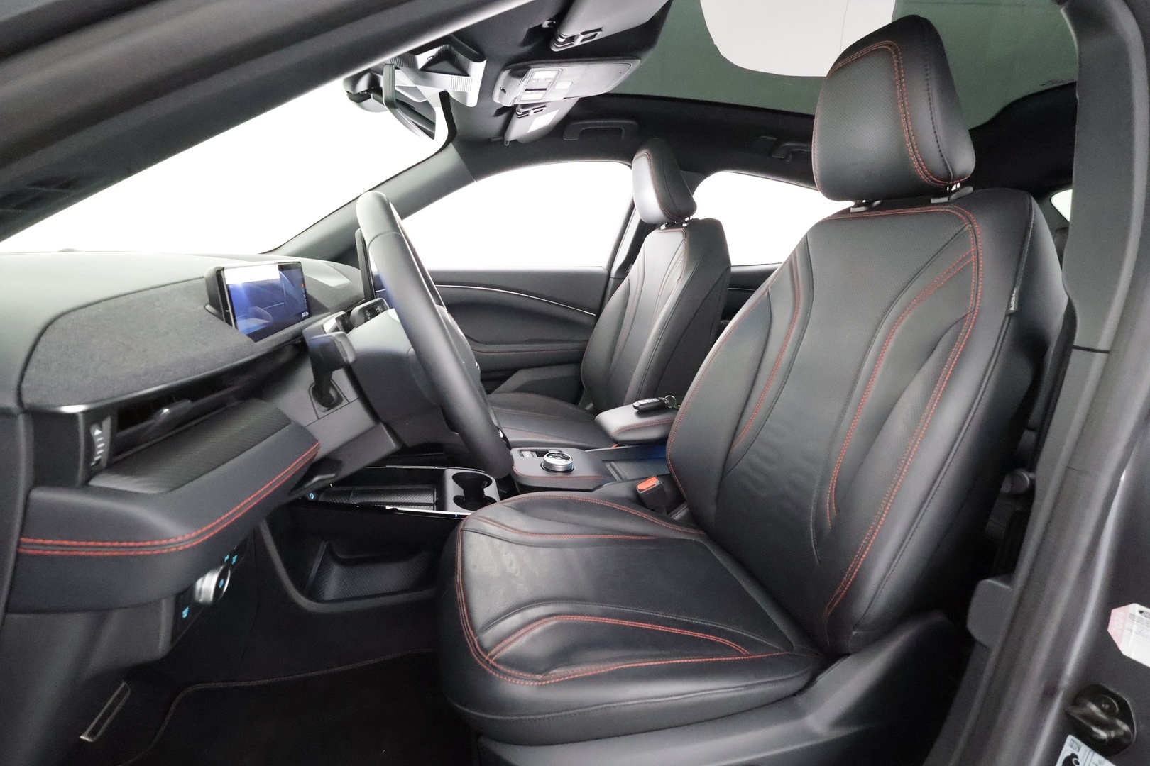 FORD MUSTANG MACH-E 2022