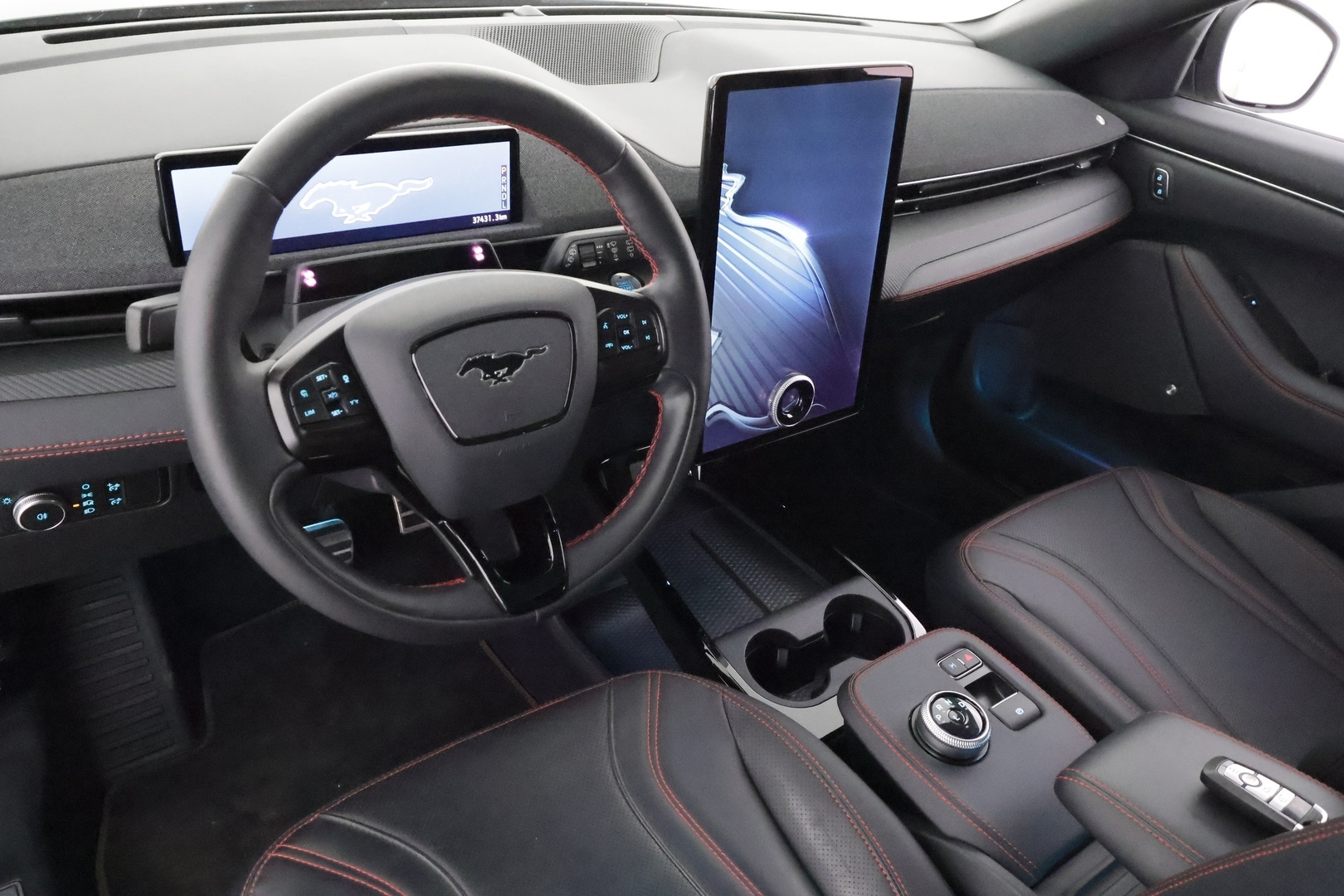 FORD MUSTANG MACH-E 2022