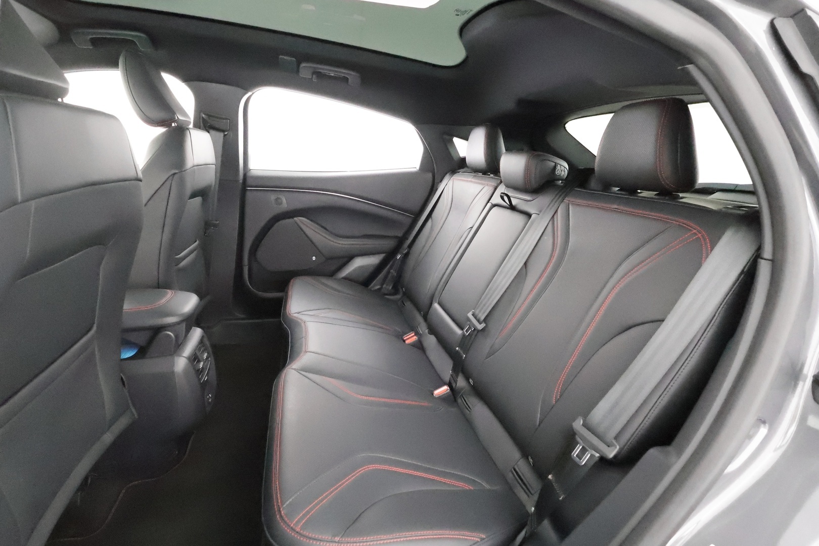 FORD MUSTANG MACH-E 2022