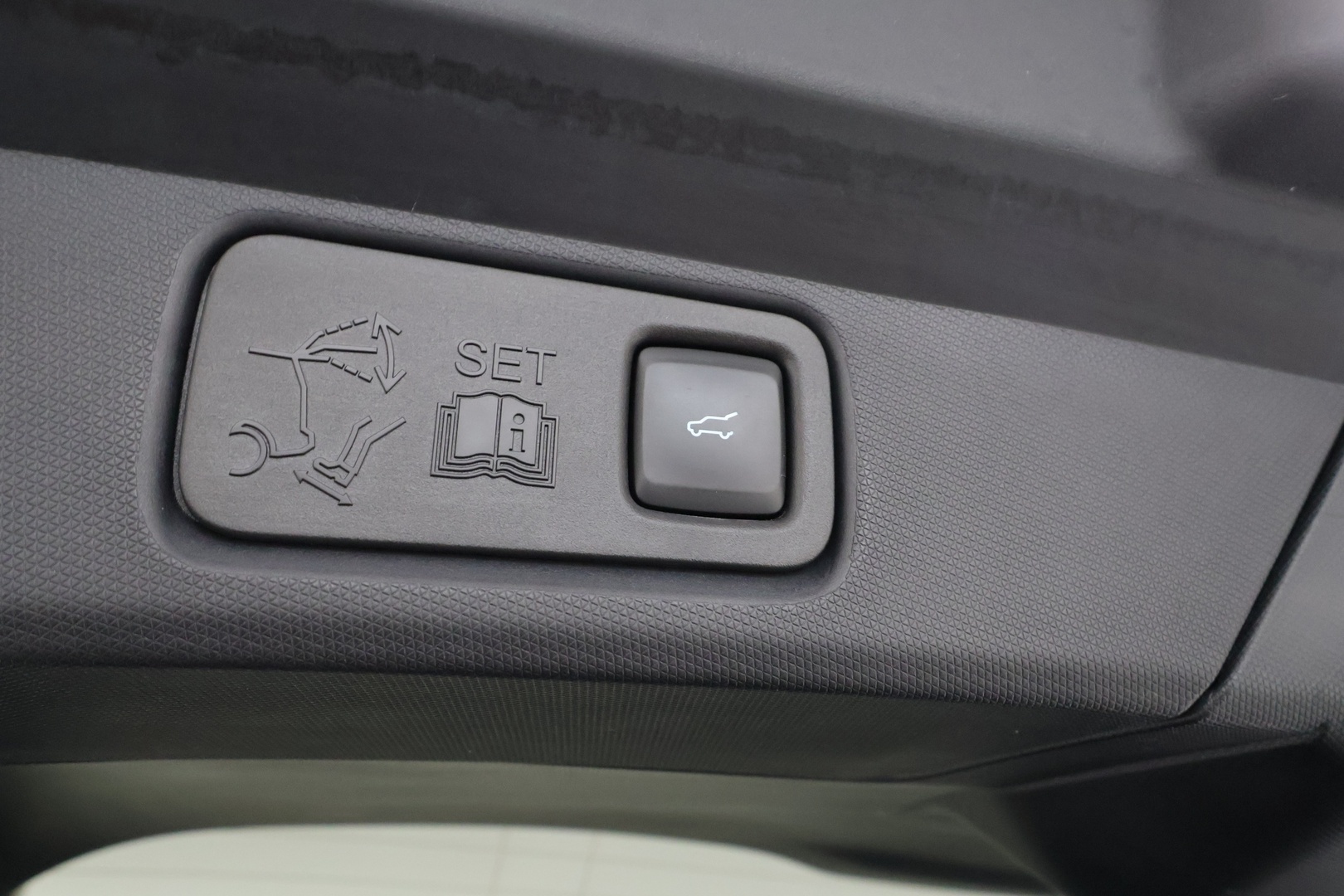 FORD MUSTANG MACH-E 2022