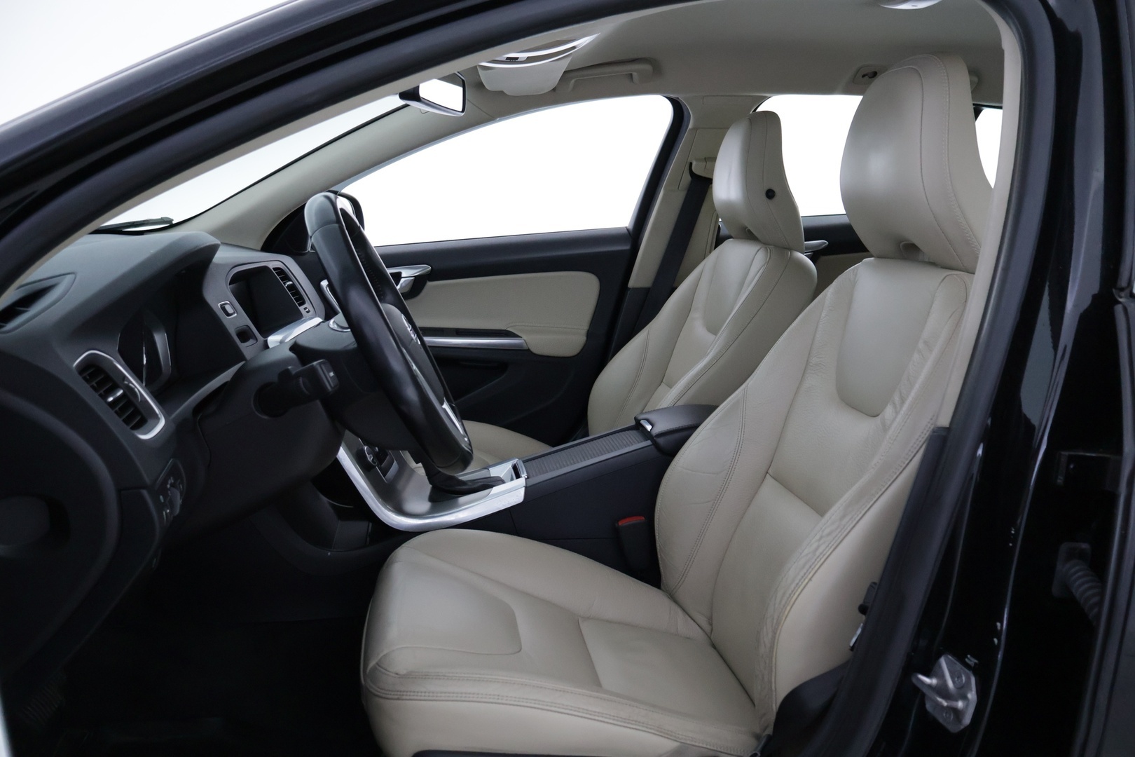 VOLVO V60 2013