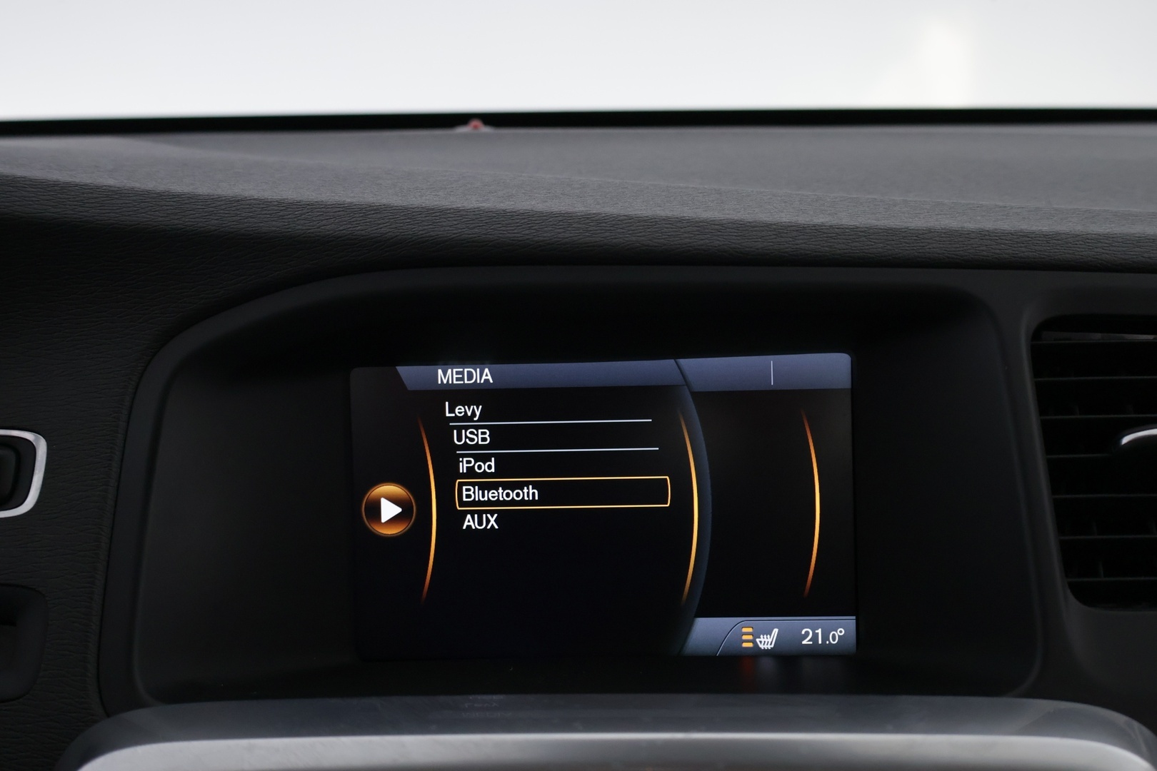 VOLVO V60 2013