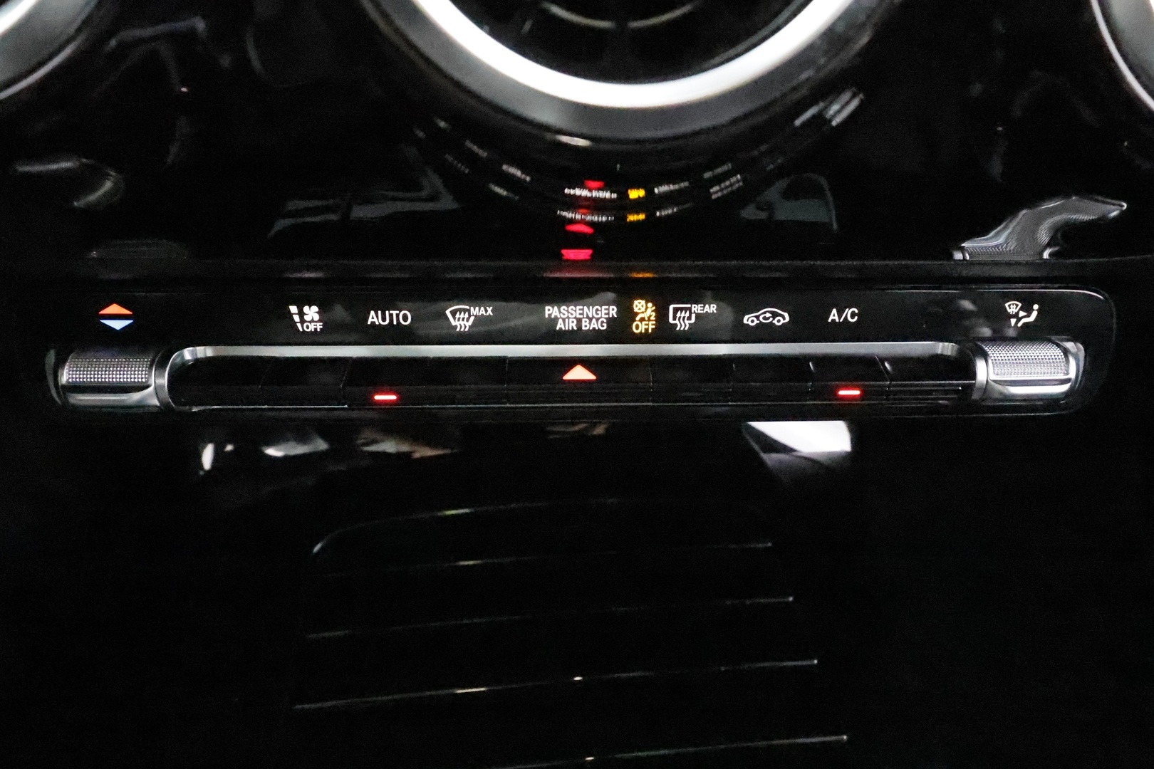 MERCEDES-BENZ A 2019