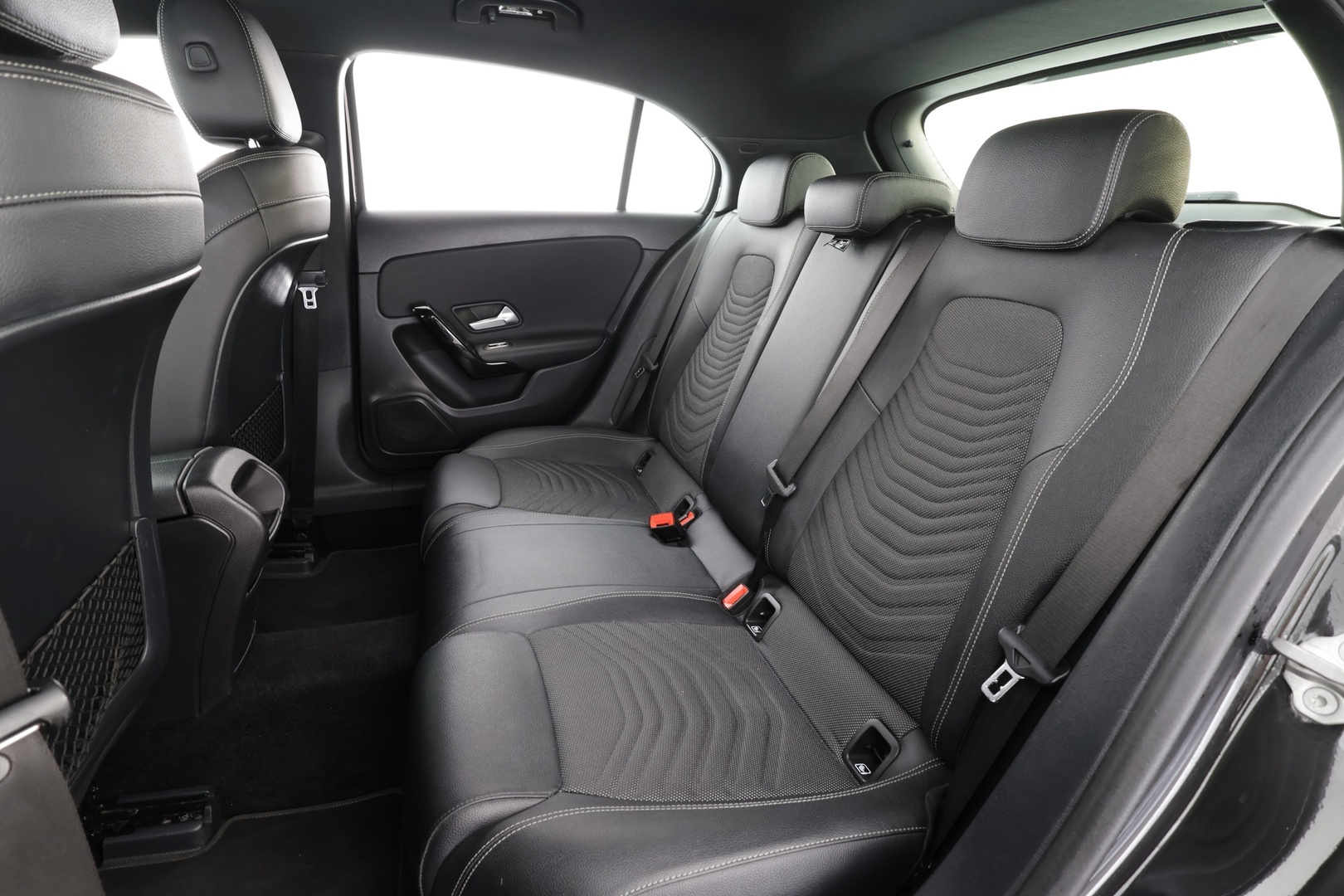 MERCEDES-BENZ A 2019