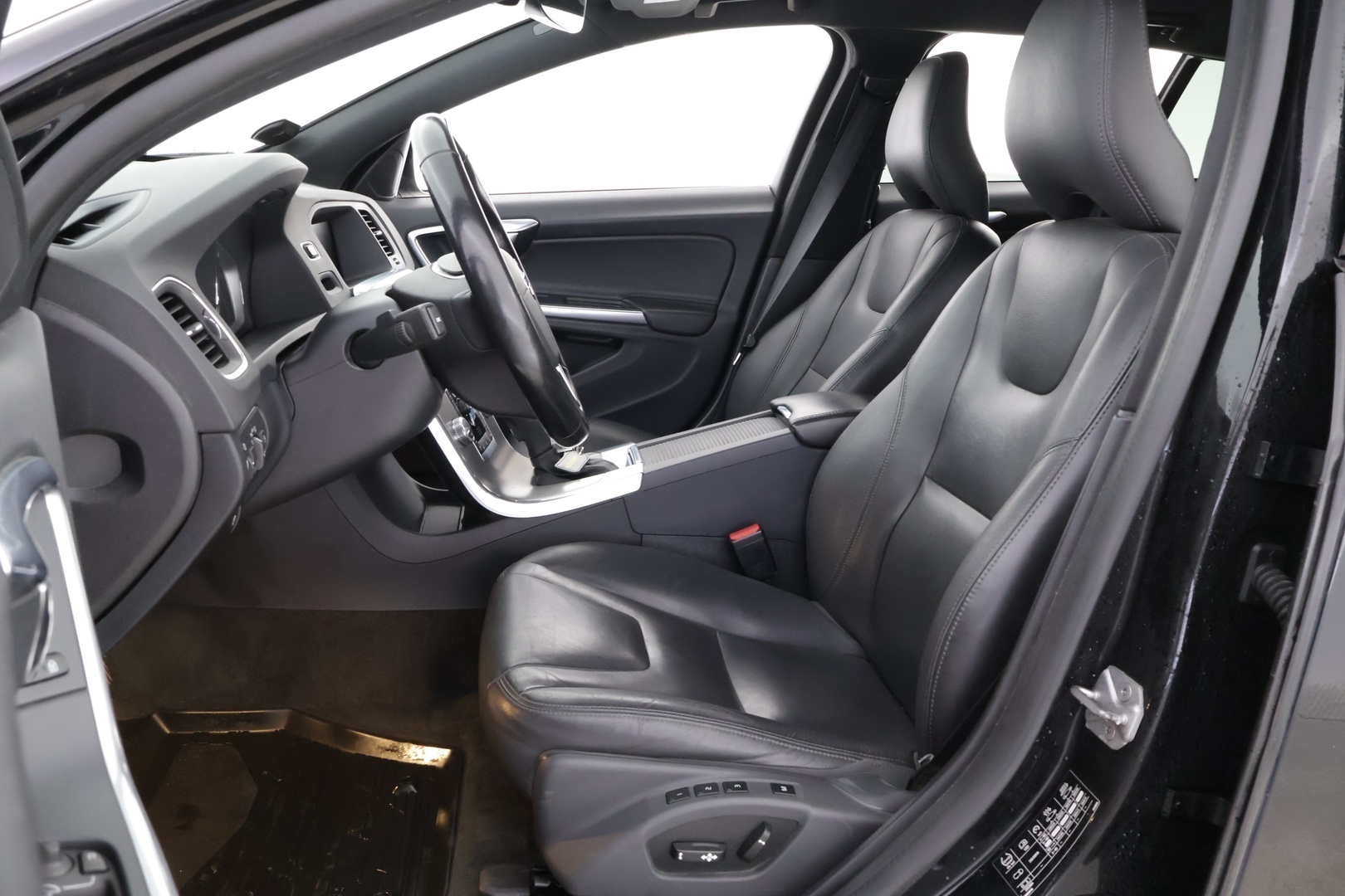 VOLVO V60 Cross Country 2018