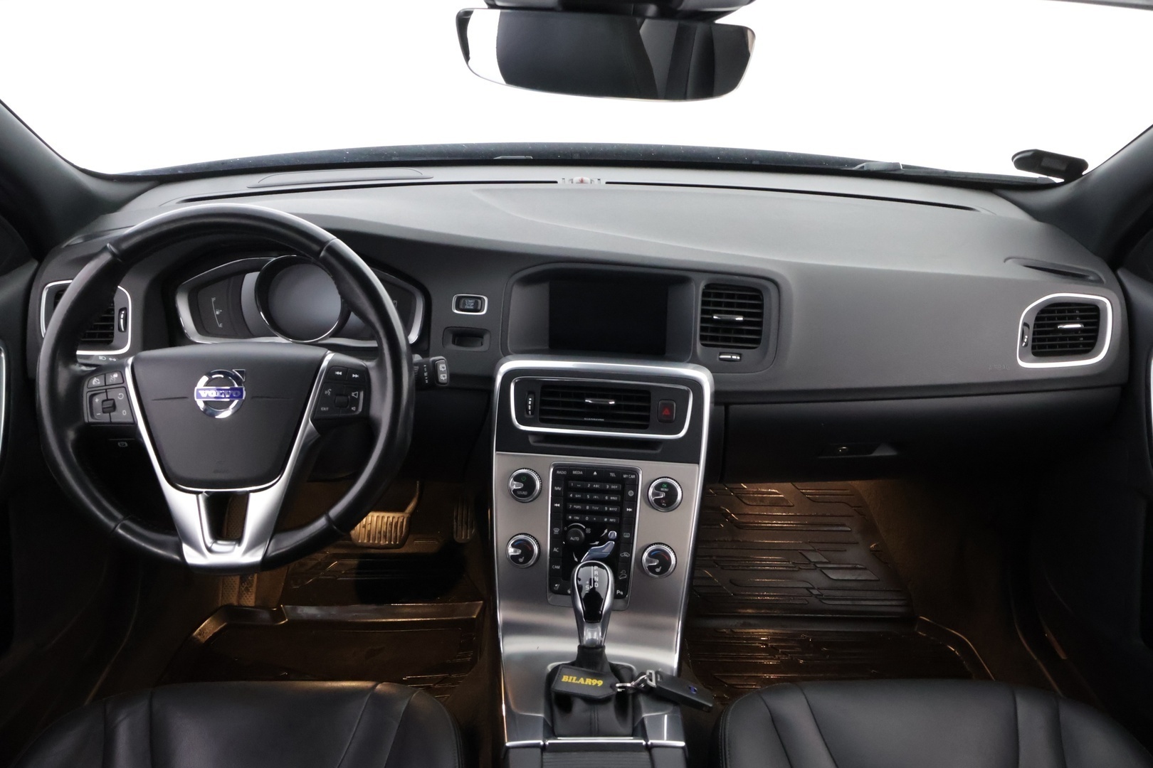 VOLVO V60 Cross Country 2018