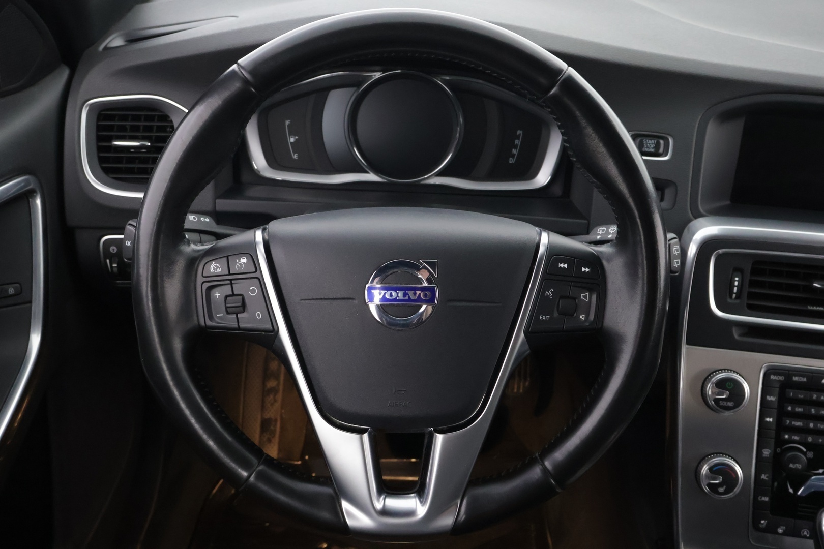 VOLVO V60 Cross Country 2018
