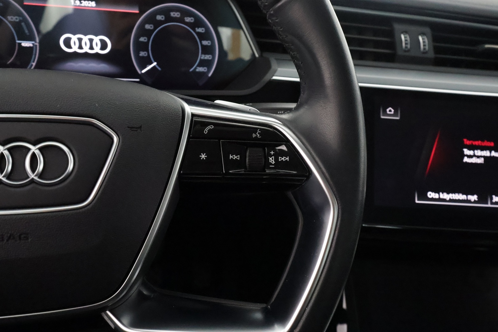 AUDI e-tron 2021