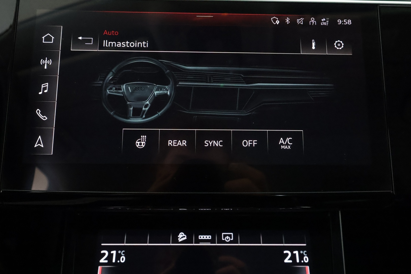 AUDI e-tron 2021