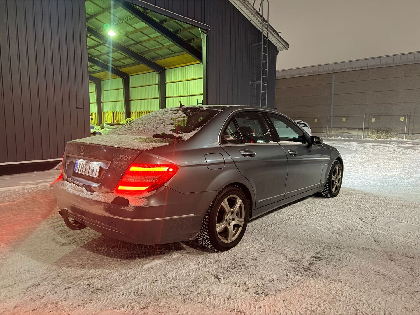 MERCEDES-BENZ C 2012