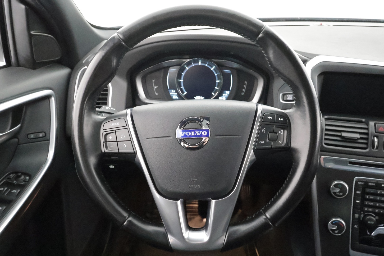 VOLVO XC60 2014