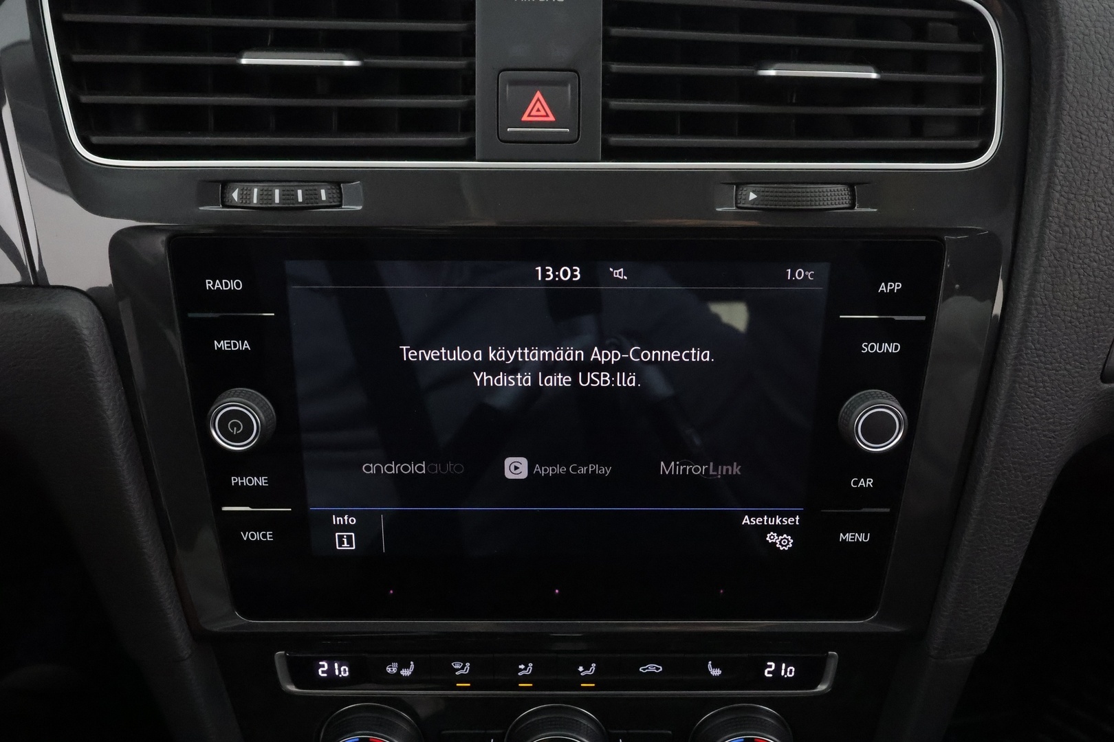 VOLKSWAGEN Golf 2018