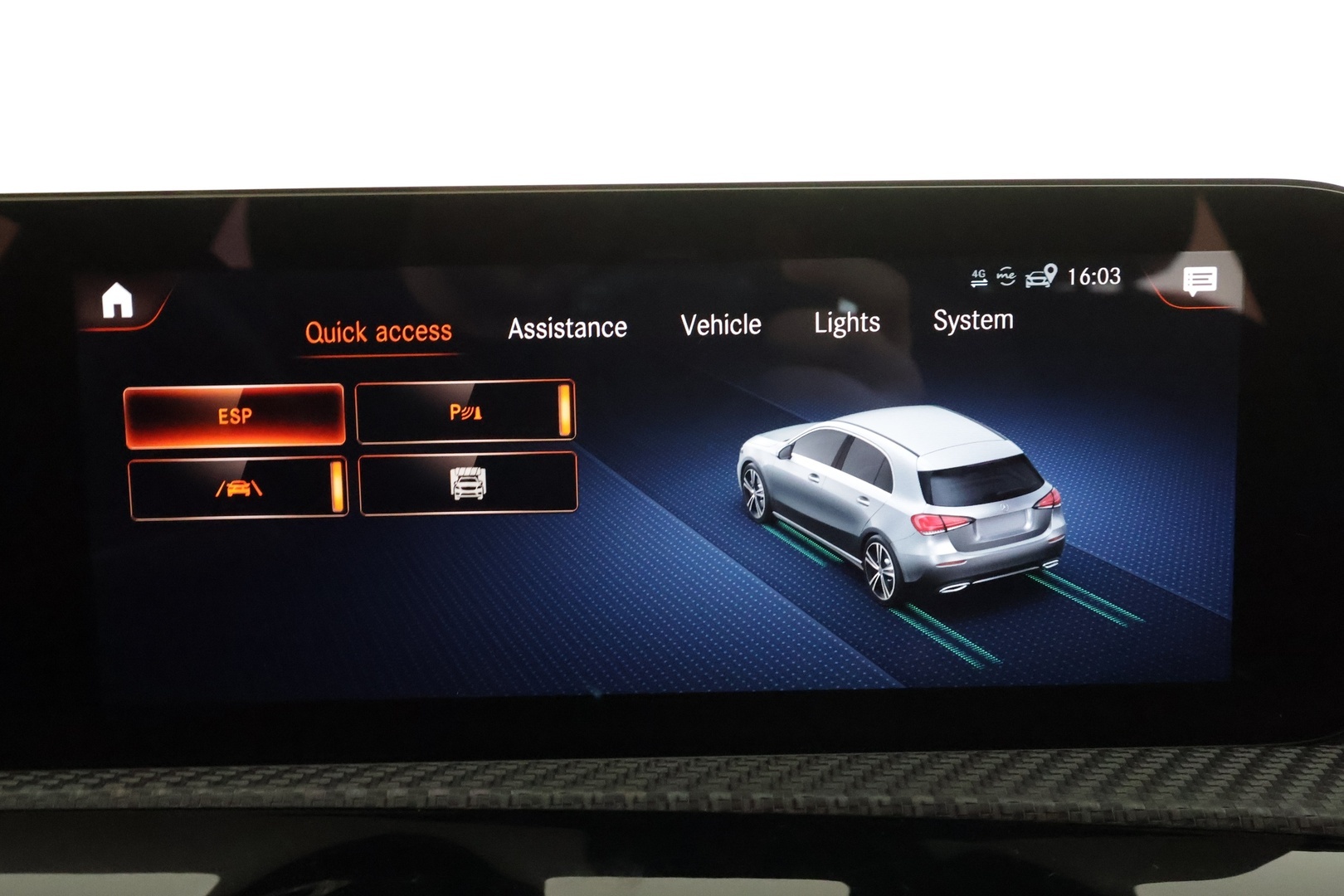 MERCEDES-BENZ A 2021