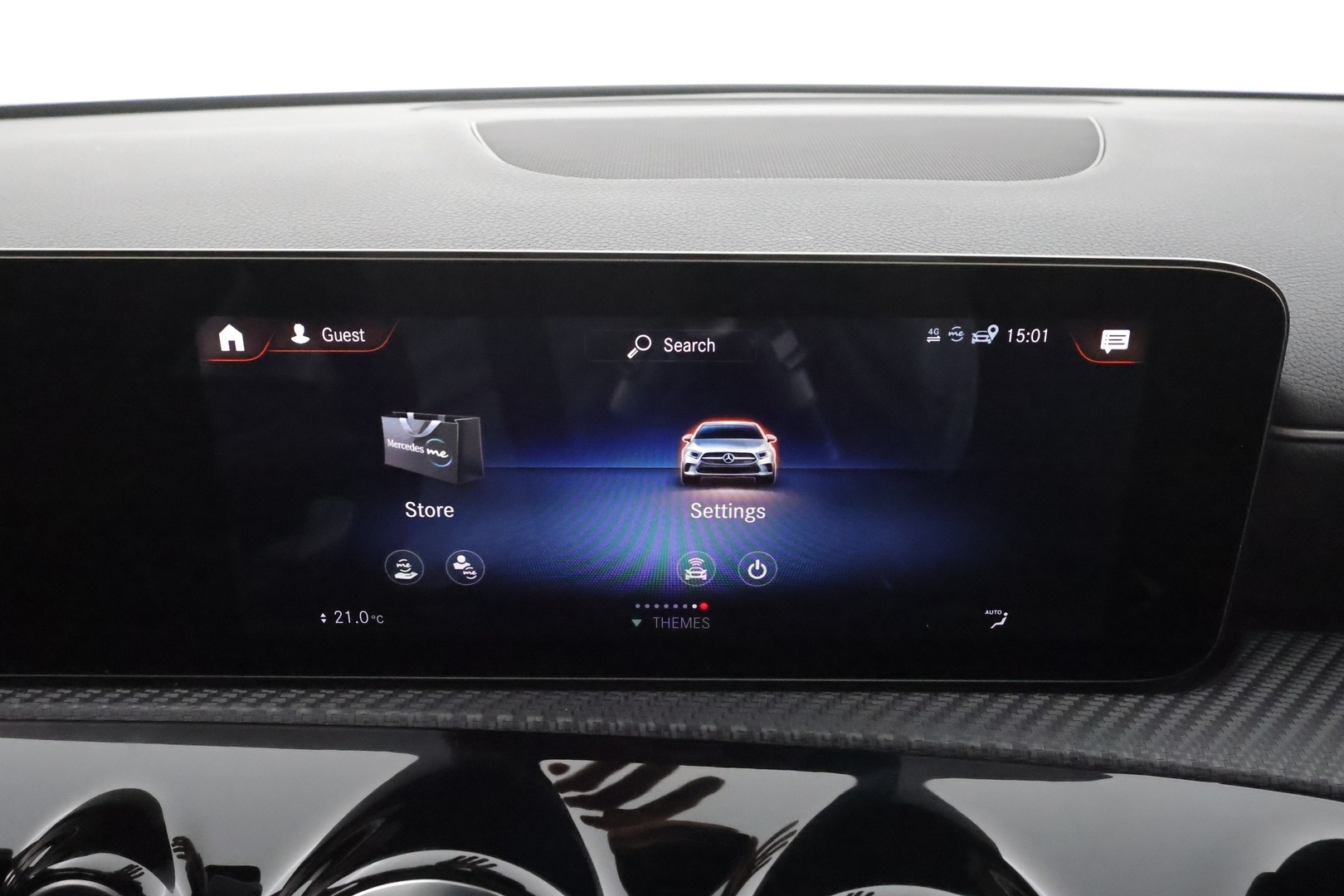 MERCEDES-BENZ A 2021