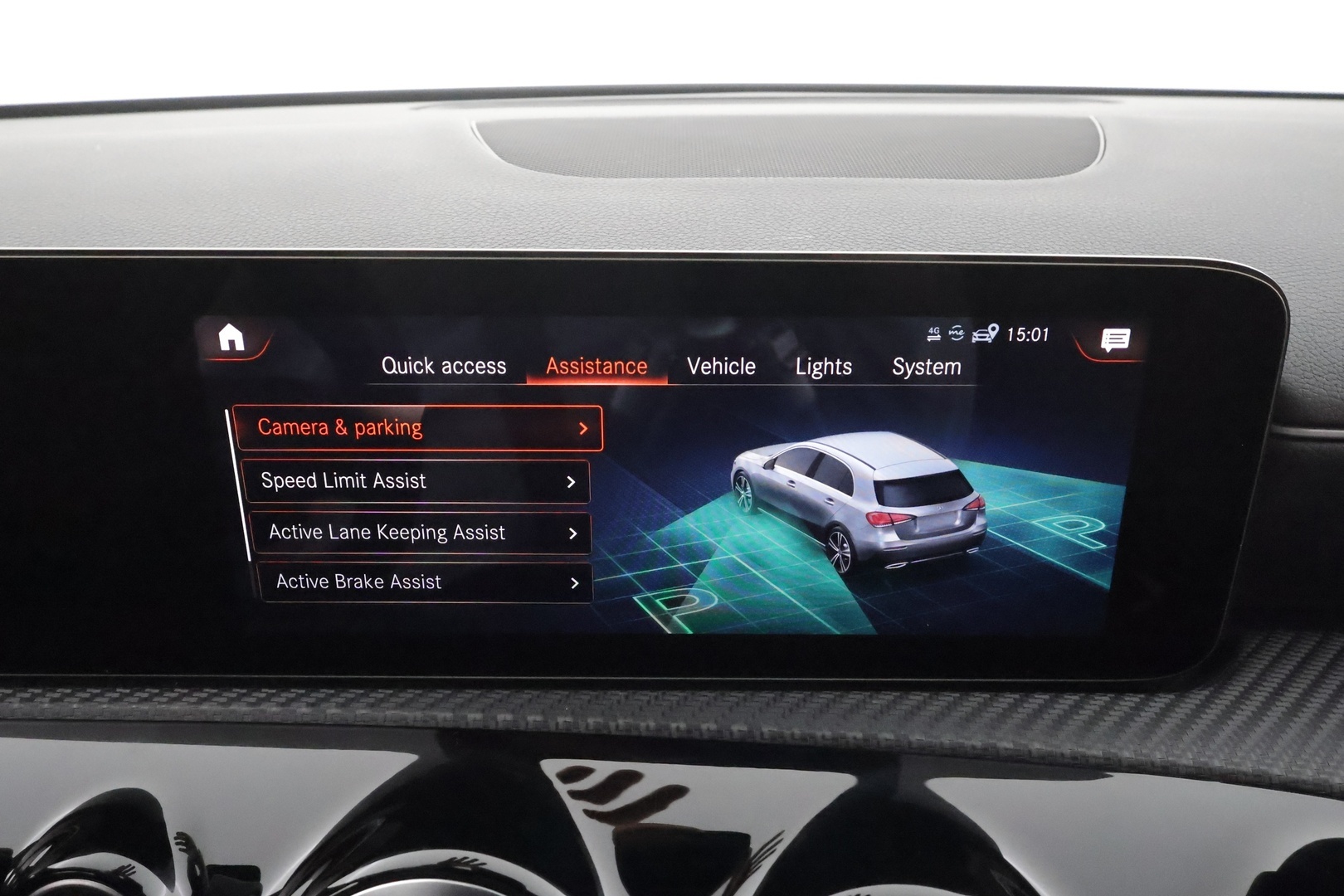 MERCEDES-BENZ A 2021