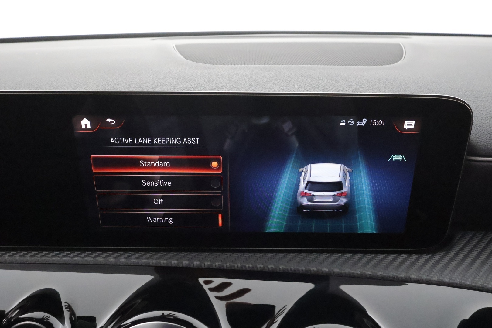 MERCEDES-BENZ A 2021