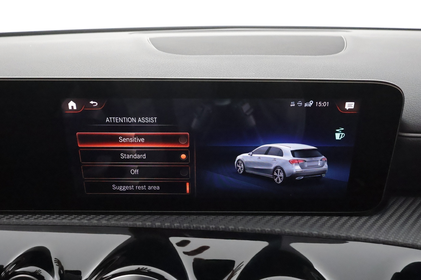 MERCEDES-BENZ A 2021