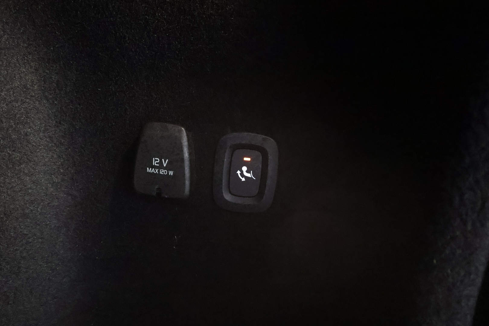 VOLVO V60 Cross Country 2022