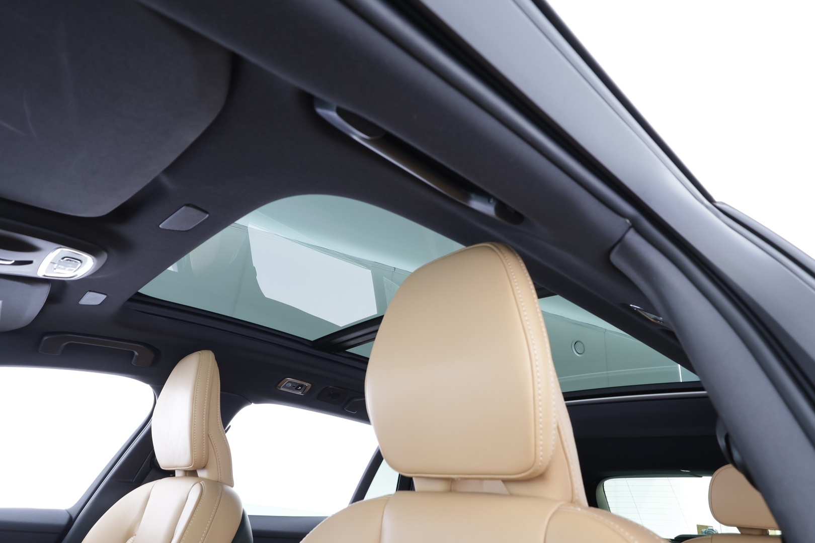 VOLVO V60 2022