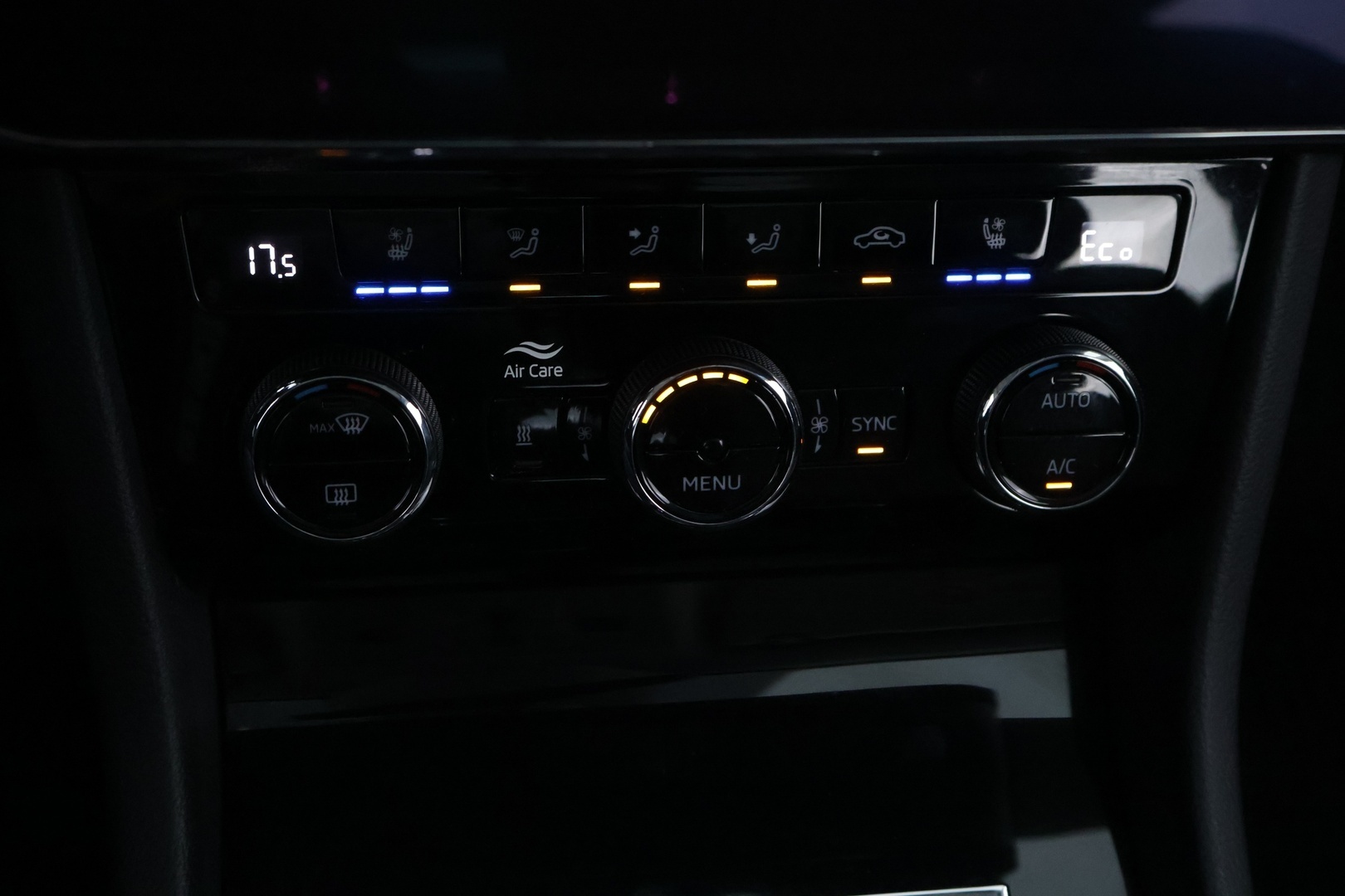 SKODA Superb 2021