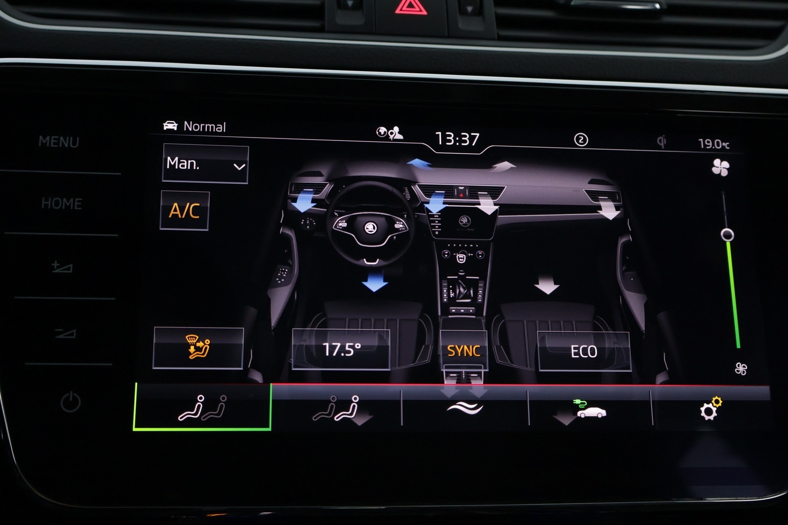 SKODA Superb 2021